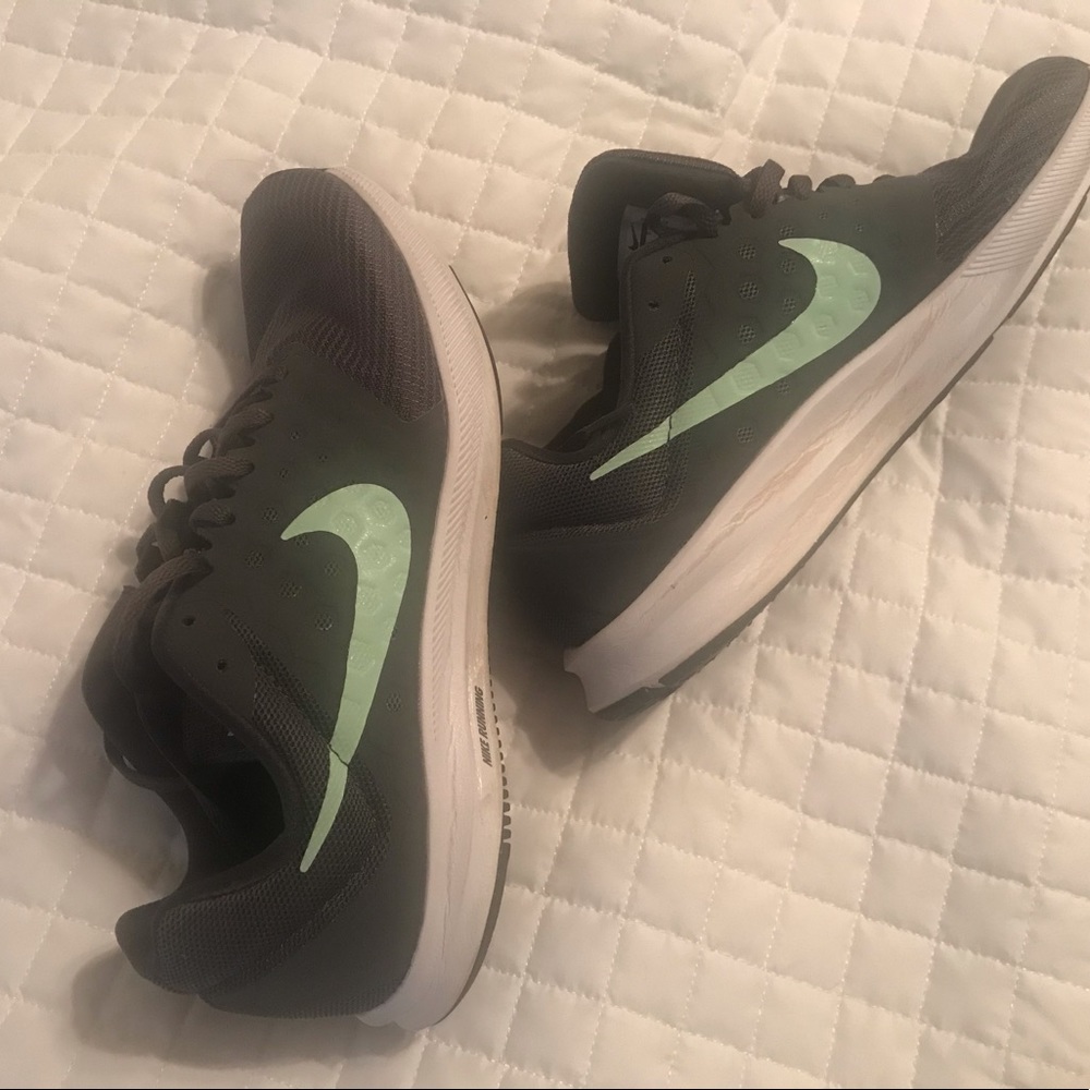 Women’s size 10 Nike running shoes
